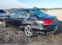 2014 Volkswagen Passat photo