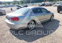 2014 Volkswagen Passat фото