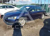 2014 Volkswagen Passat photo