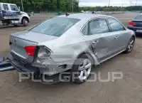 2014 Volkswagen Passat photo