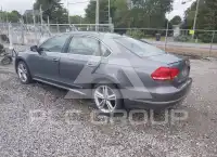 2014 Volkswagen Passat photo