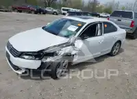 2014 Volkswagen Passat photo
