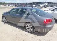 2014 Volkswagen Passat фото