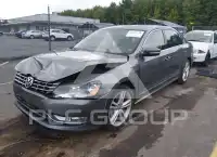 2014 Volkswagen Passat photo