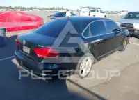 2014 Volkswagen Passat photo