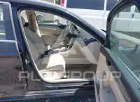2014 Volkswagen Passat photo