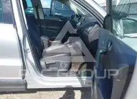 2014 Volkswagen Tiguan фото