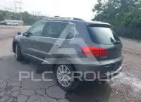 2014 Volkswagen Tiguan photo