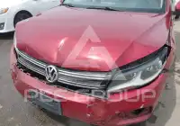 2014 Volkswagen Tiguan photo
