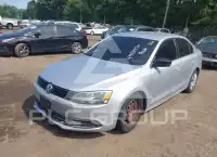 2014 Volkswagen Jetta photo