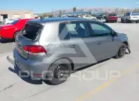 2014 Volkswagen GOLF photo