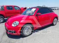 2014 Volkswagen BEETLE фото