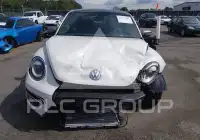 2014 Volkswagen BEETLE photo