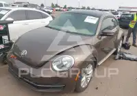 2014 Volkswagen BEETLE фото
