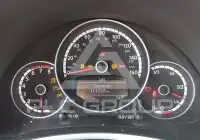 2014 Volkswagen BEETLE фото