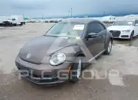 2014 Volkswagen BEETLE фото