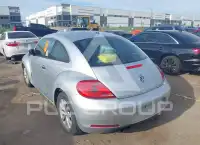 2014 Volkswagen BEETLE фото