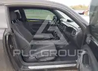 2014 Volkswagen BEETLE photo