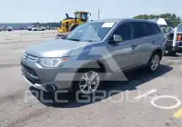 2015 Mitsubishi OUTLANDER фото