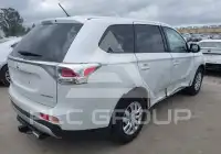 2015 Mitsubishi OUTLANDER фото