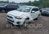 2015 Mitsubishi OUTLANDER фото