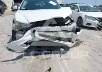 2015 Mitsubishi OUTLANDER фото