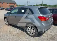 2015 Mitsubishi OUTLANDER фото