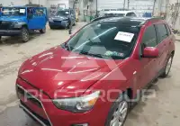 2015 Mitsubishi OUTLANDER фото
