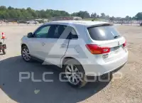 2015 Mitsubishi OUTLANDER фото