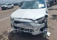 2015 Mitsubishi OUTLANDER фото