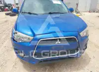 2015 Mitsubishi OUTLANDER фото