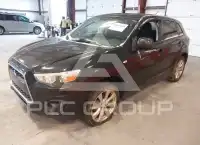 2015 Mitsubishi OUTLANDER фото