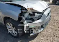 2015 Mitsubishi OUTLANDER фото
