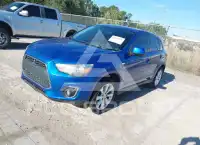 2015 Mitsubishi OUTLANDER photo
