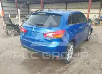2015 Mitsubishi OUTLANDER фото