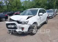 2015 Mitsubishi OUTLANDER фото