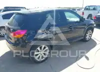 2015 Mitsubishi OUTLANDER фото