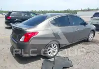 2015 Nissan VERSA фото