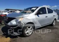 2015 Nissan VERSA фото