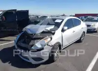 2015 Nissan VERSA photo