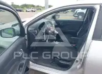 2015 Nissan VERSA фото