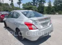 2015 Nissan VERSA фото
