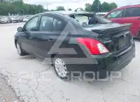 2015 Nissan VERSA photo
