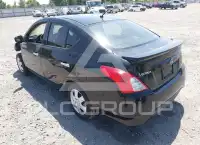 2015 Nissan VERSA photo