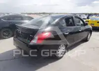 2015 Nissan VERSA фото