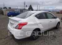2015 Nissan VERSA photo
