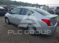 2015 Nissan VERSA фото