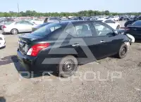 2015 Nissan VERSA фото