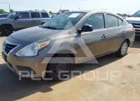 2015 Nissan VERSA photo