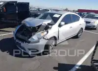 2015 Nissan VERSA photo